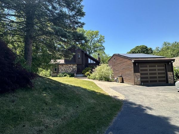 2810 Consaul Road, Schenectady, NY 12304