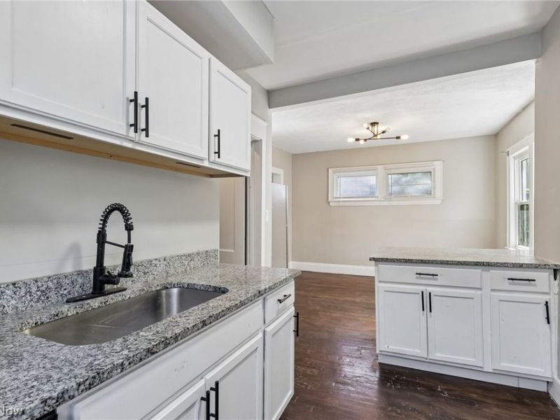 4707 Blythin Road , Garfield Heights, OH 44125 Photo 10