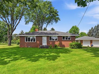 1125 County Road 4, Saint Cloud, MN 56303