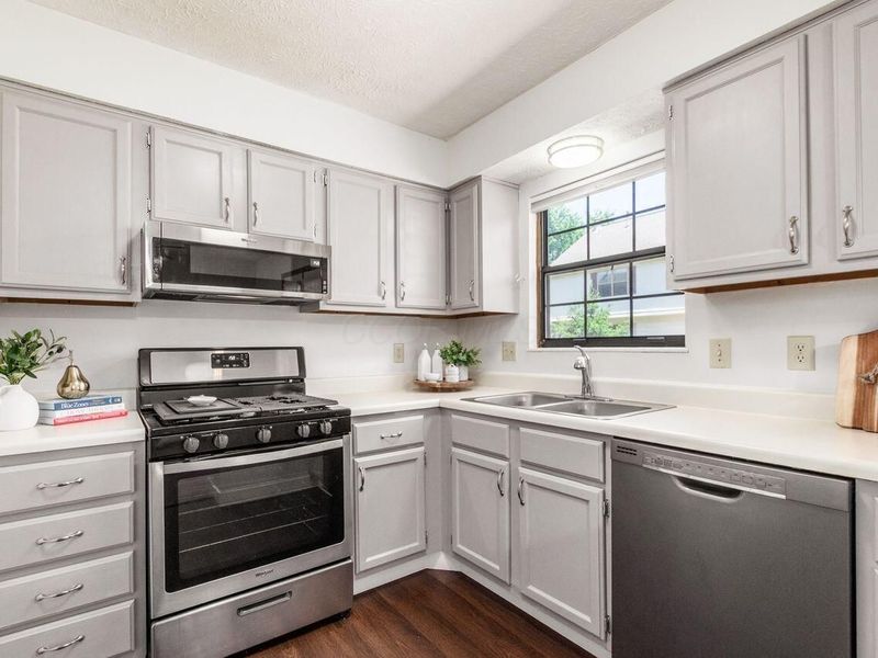1252 Somerset Way , Pickerington, OH 43147 Photo 12