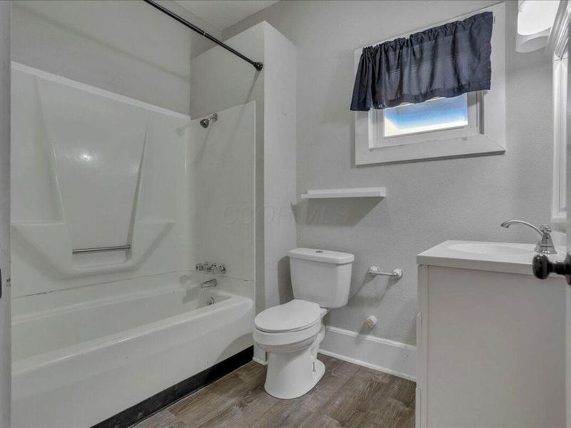 108 E Vine Street , Mount Vernon, OH 43050 Photo 54