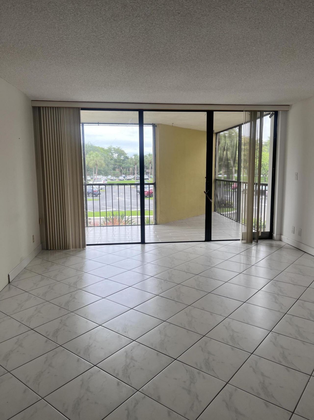 16300 Golf Club Road, Unit 216, Weston, FL 33326 Photo