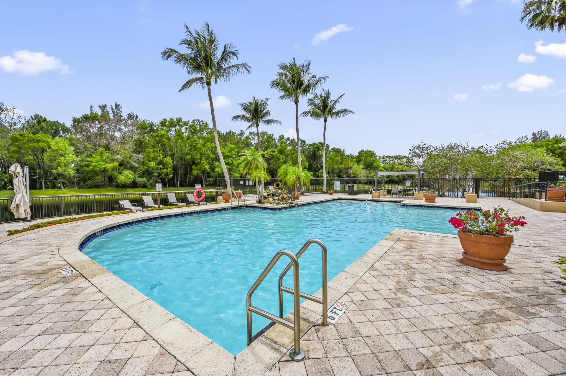 1100 S Crestwood Ct S S, Unit 1109, Royal Palm Beach, FL 33411 Photo