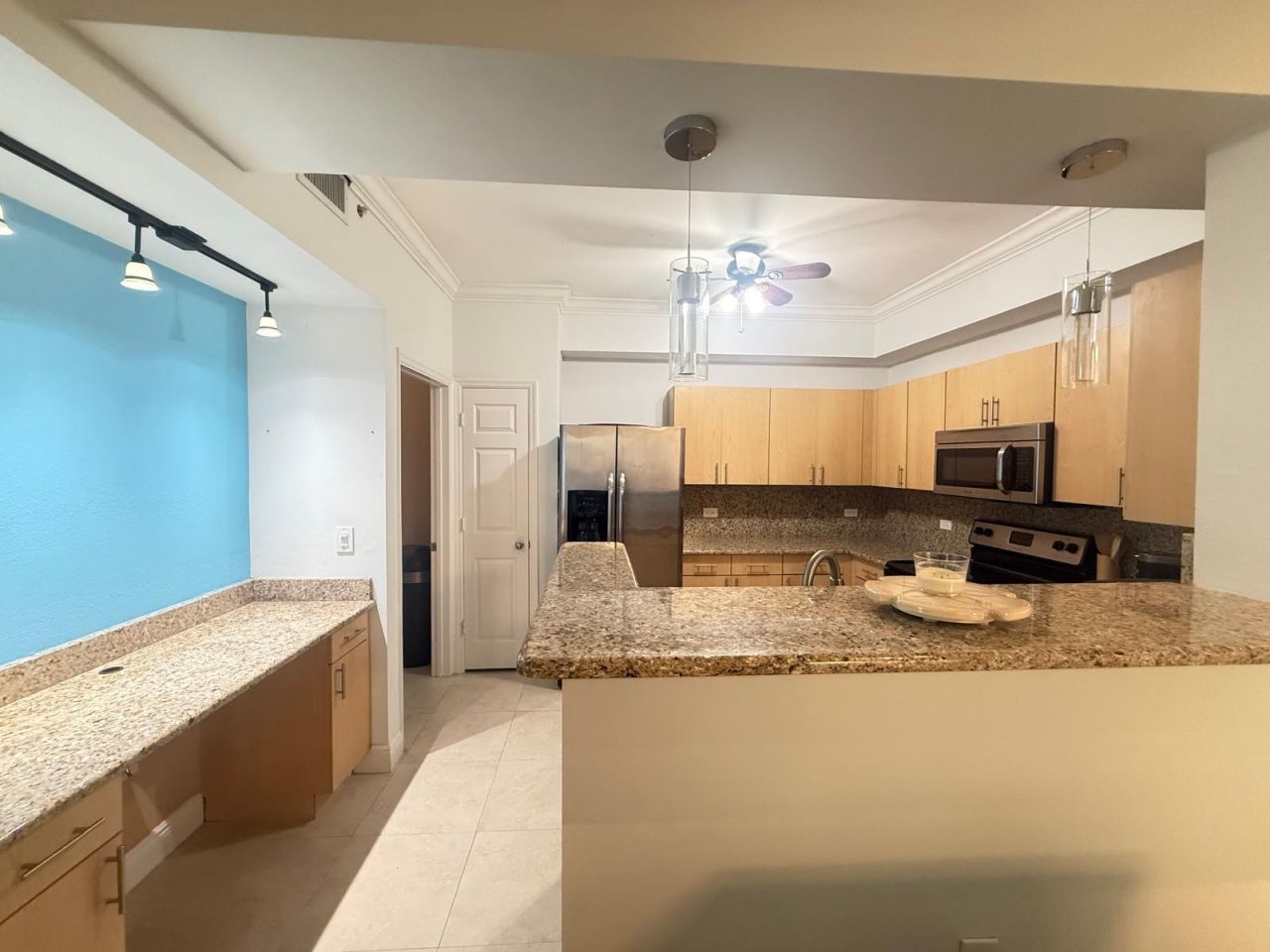 533 NE 3rd Avenue, Unit 415, Fort Lauderdale, FL 33301 Photo