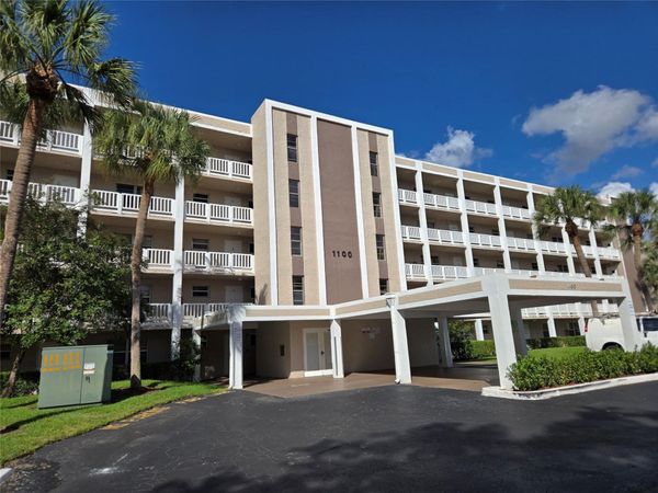 1100 NW 87th Avenue, Unit 202, Coral Springs, FL 33071