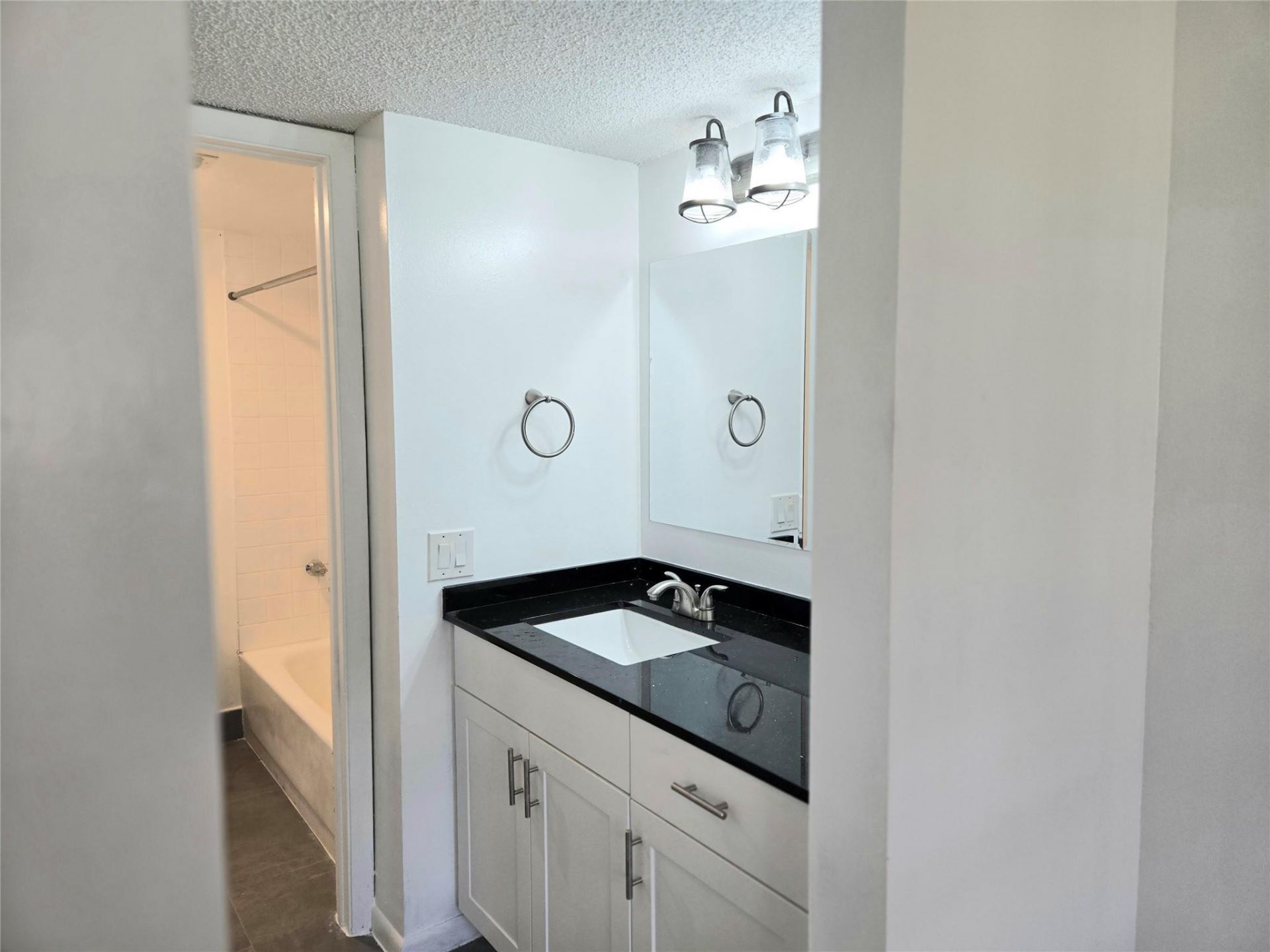 1100 NW 87th Avenue, Unit 202, Coral Springs, FL 33071 Photo