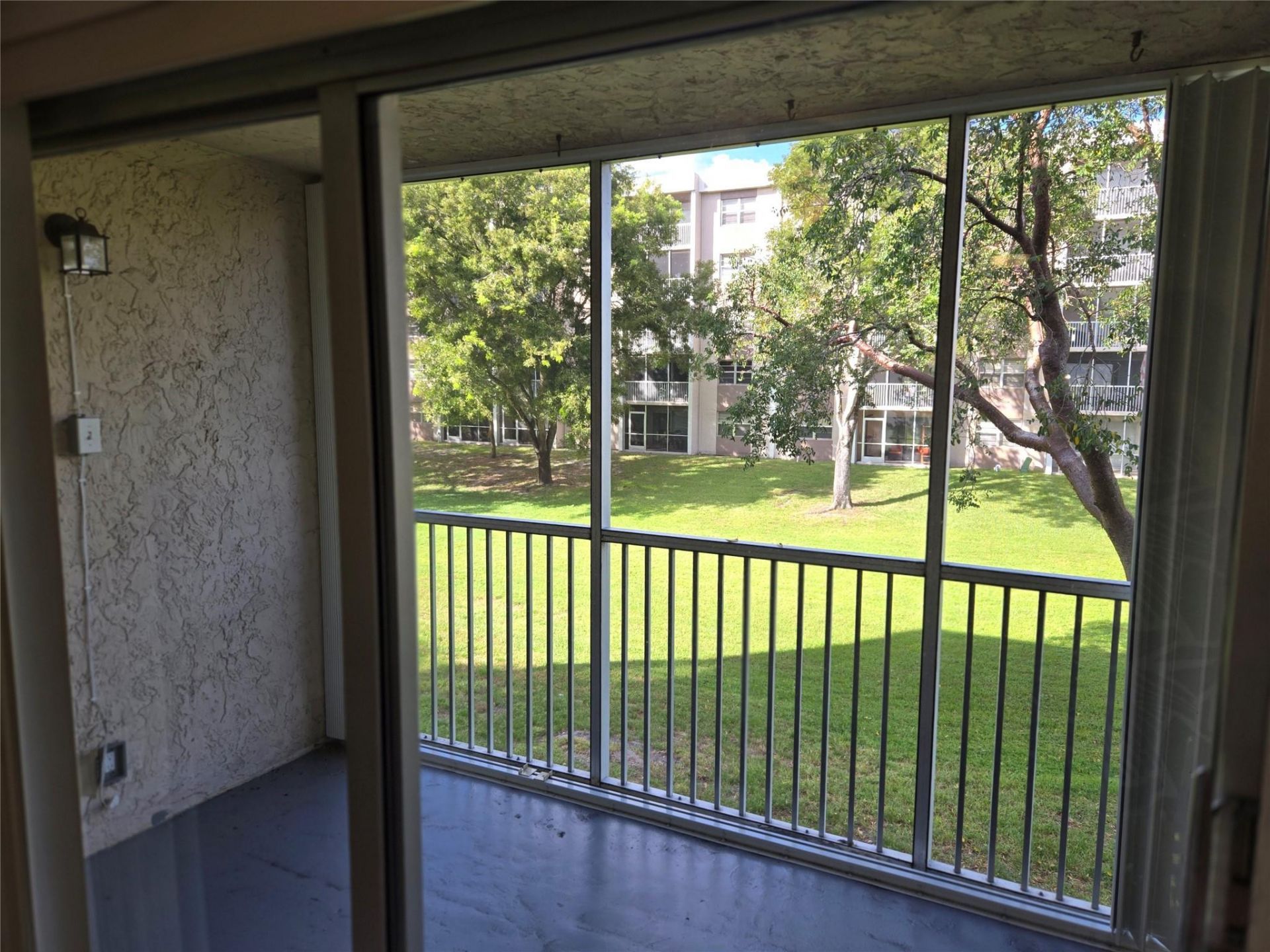 1100 NW 87th Avenue, Unit 202, Coral Springs, FL 33071 Photo