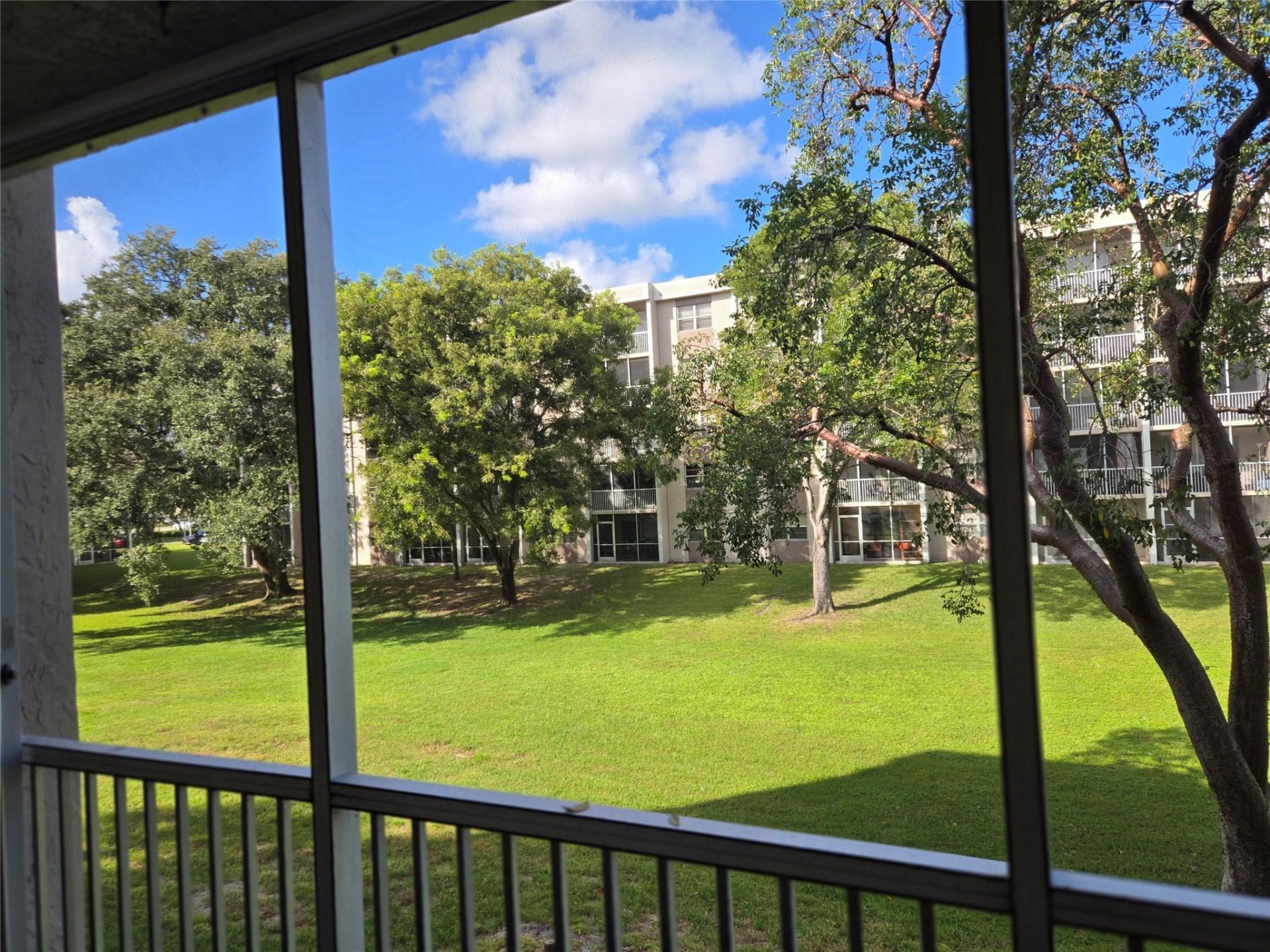 1100 NW 87th Avenue, Unit 202, Coral Springs, FL 33071 Photo