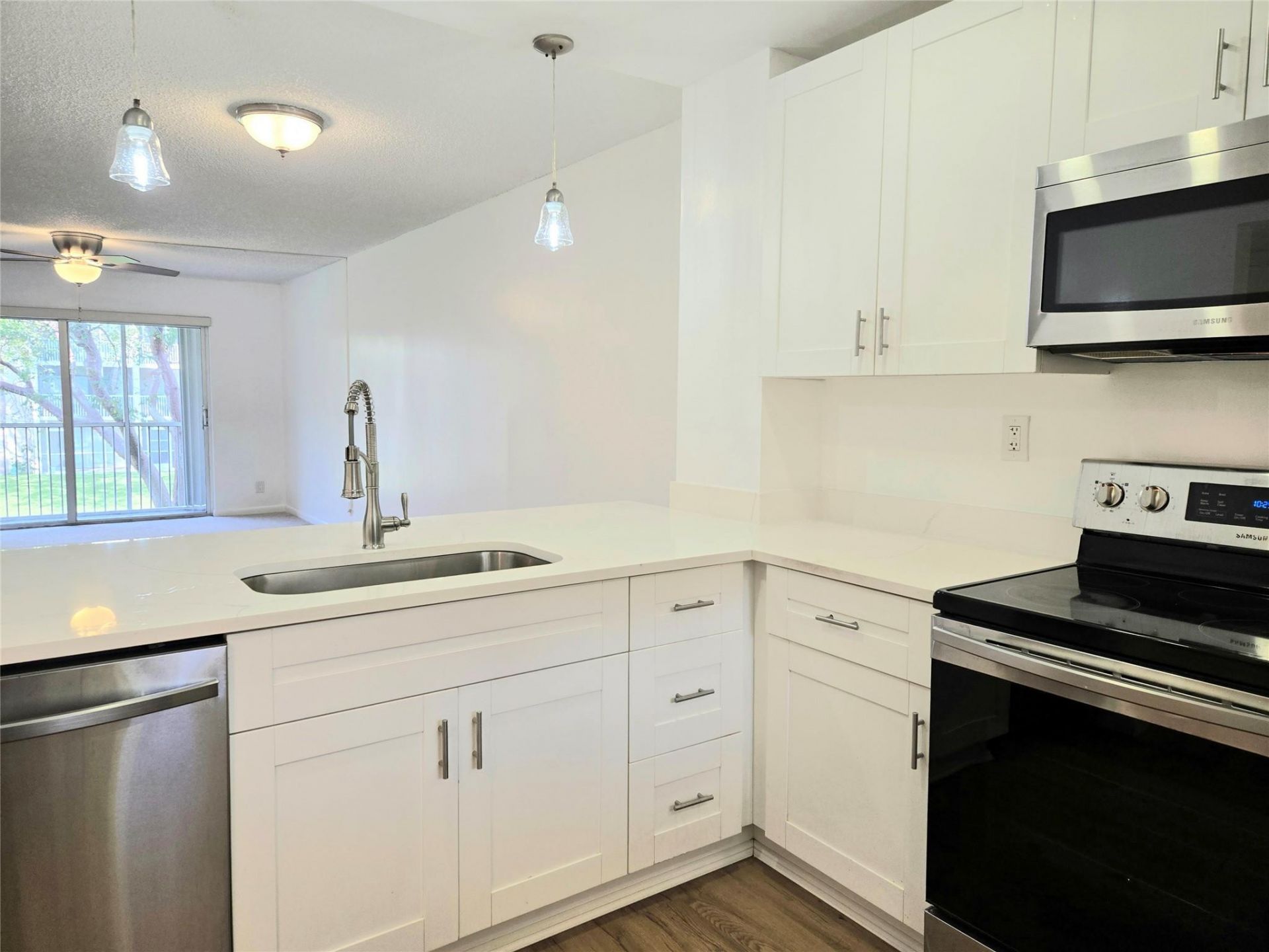 1100 NW 87th Avenue, Unit 202, Coral Springs, FL 33071 Photo