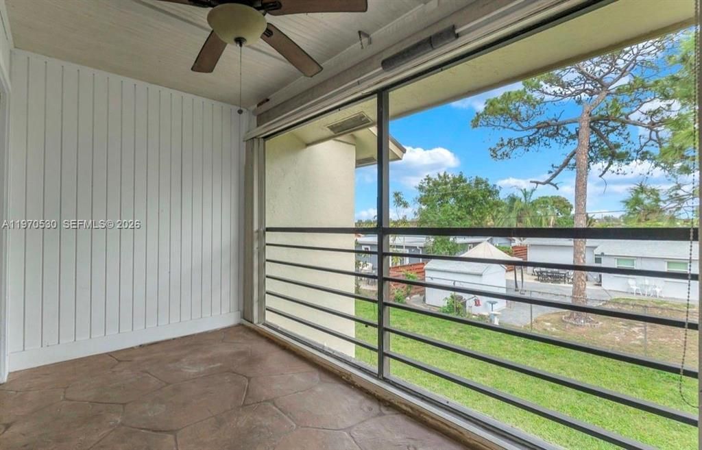 5894 Longbow Lane, Unit 6, West Palm Beach, FL 33415 Photo