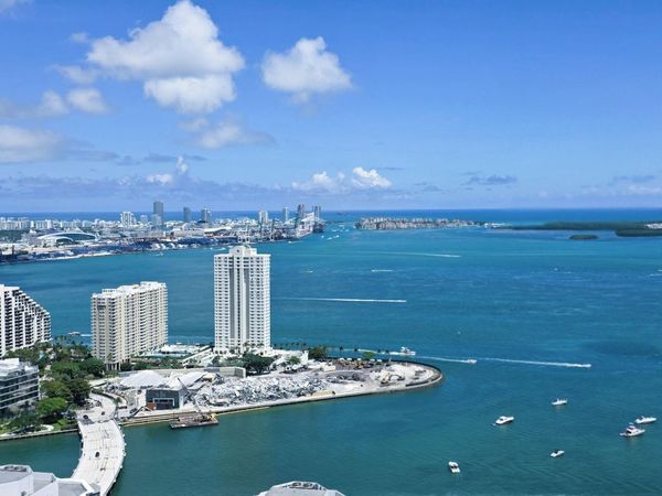 951 Brickell Avenue, Unit 4308, Miami, FL 33131
