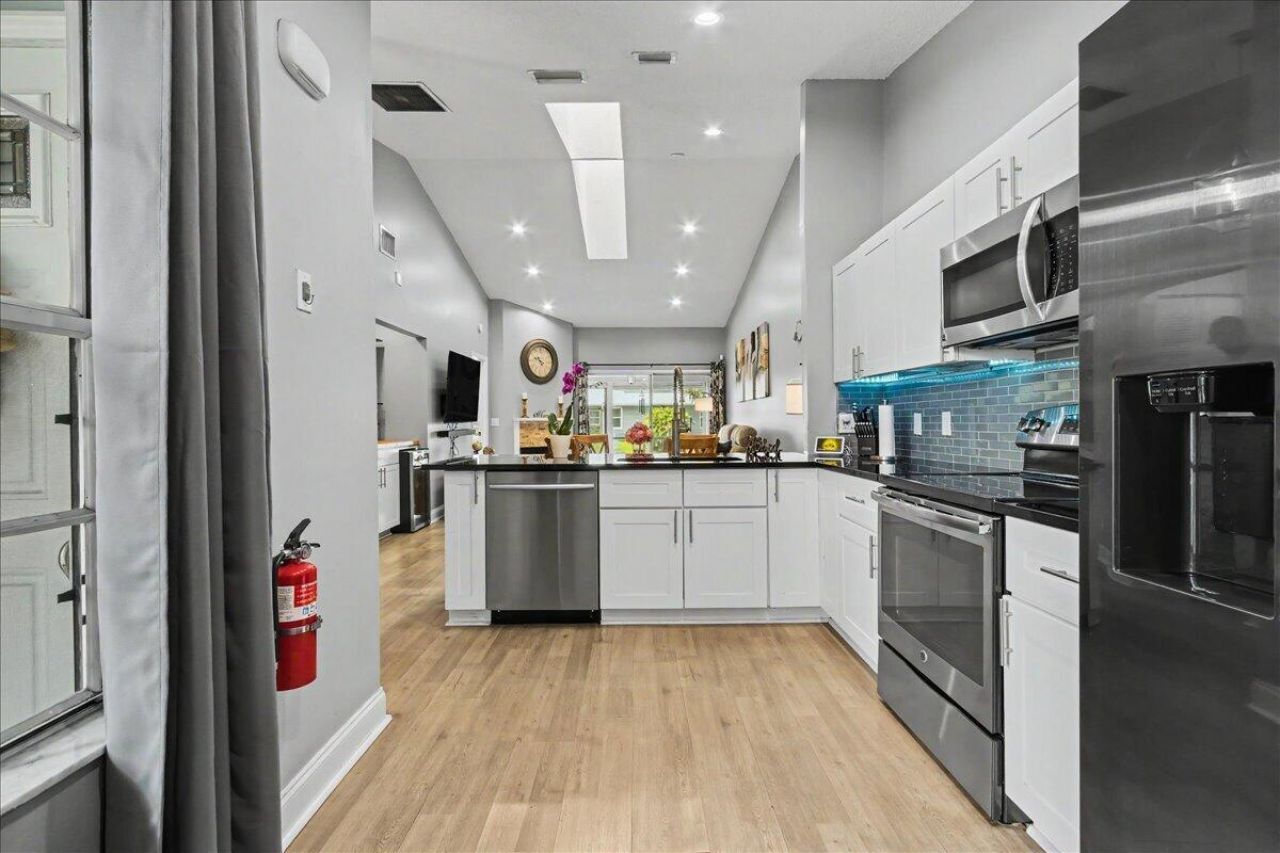 3801 Island Club Circle E, Lake Worth, FL 33462 Photo