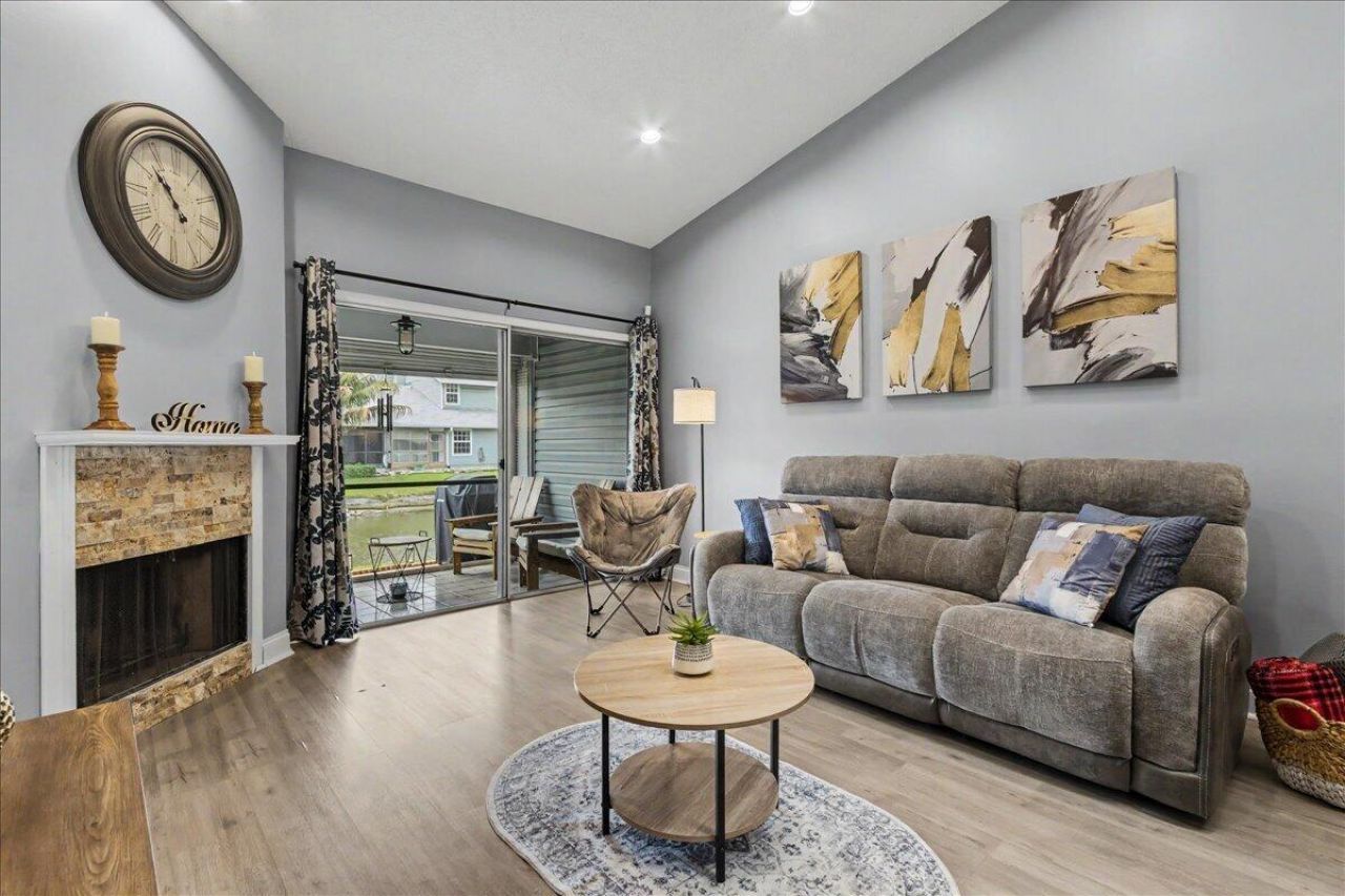 3801 Island Club Circle E, Lake Worth, FL 33462 Photo