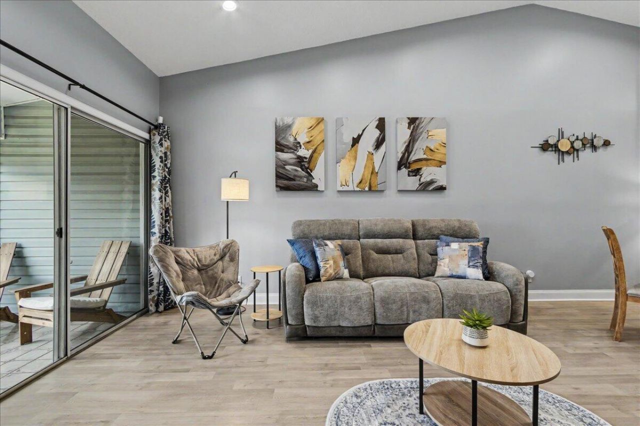 3801 Island Club Circle E, Lake Worth, FL 33462 Photo