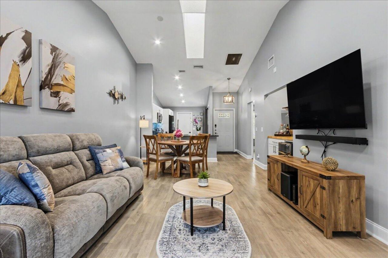 3801 Island Club Circle E, Lake Worth, FL 33462 Photo