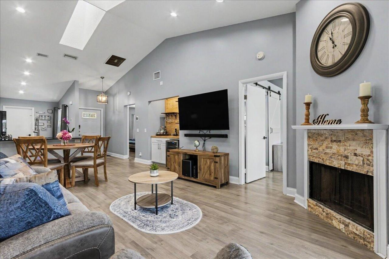 3801 Island Club Circle E, Lake Worth, FL 33462 Photo