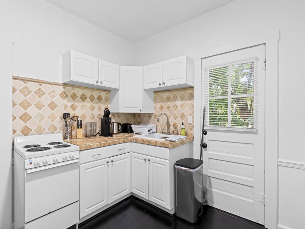 333 Marlborough Road, West Palm Beach, FL 33405 Photo