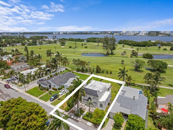 422 N Lakeside Drive, Lake Worth Beach, FL 33460
