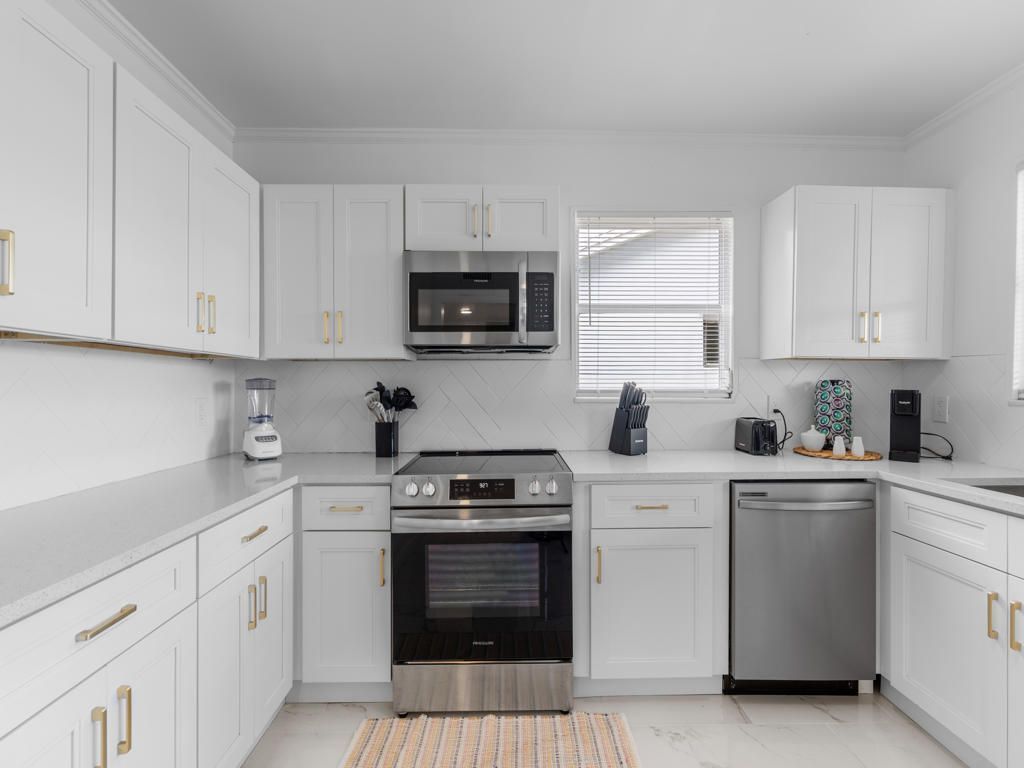 422 N Lakeside Drive, Lake Worth Beach, FL 33460 Photo