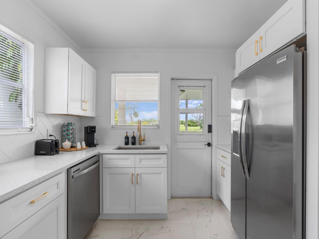 422 N Lakeside Drive, Lake Worth Beach, FL 33460 Photo