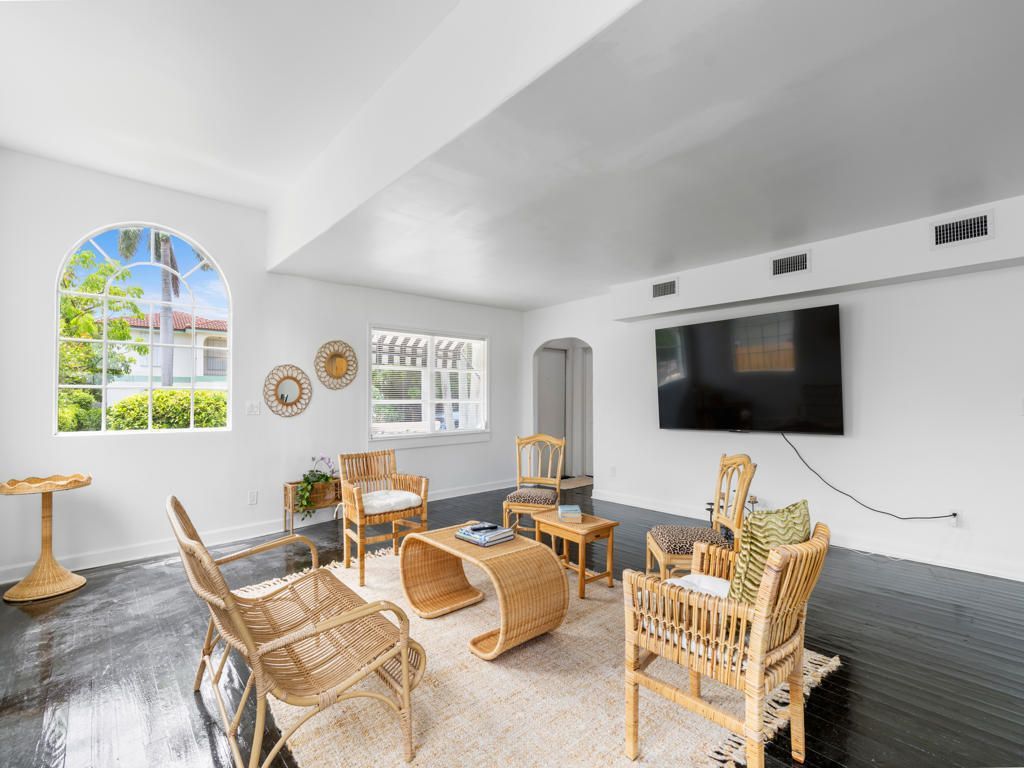 422 N Lakeside Drive, Lake Worth Beach, FL 33460 Photo