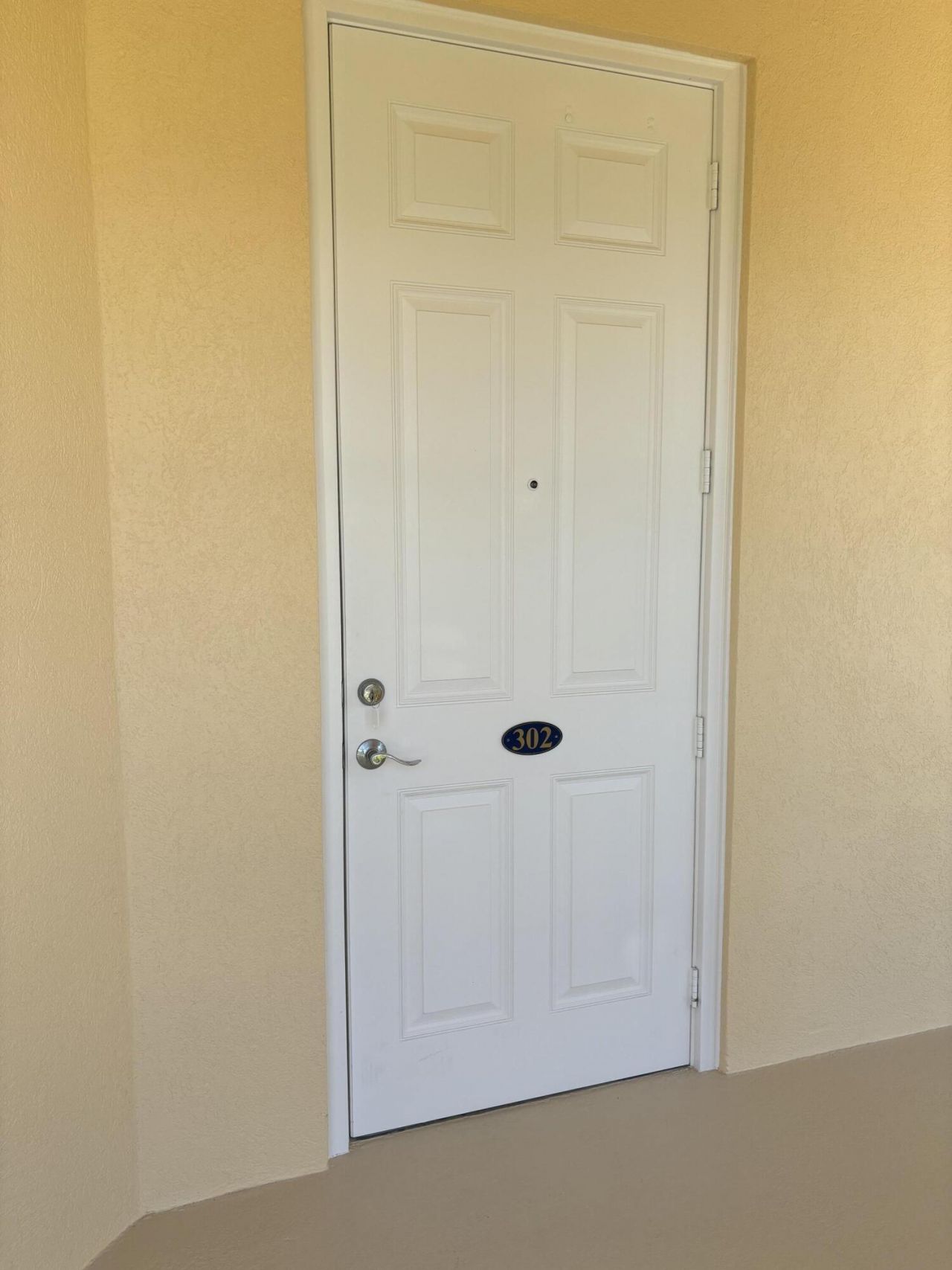 10 E Harbour Isle Dr Drive E, Unit 302, Fort Pierce, FL 34949 Photo
