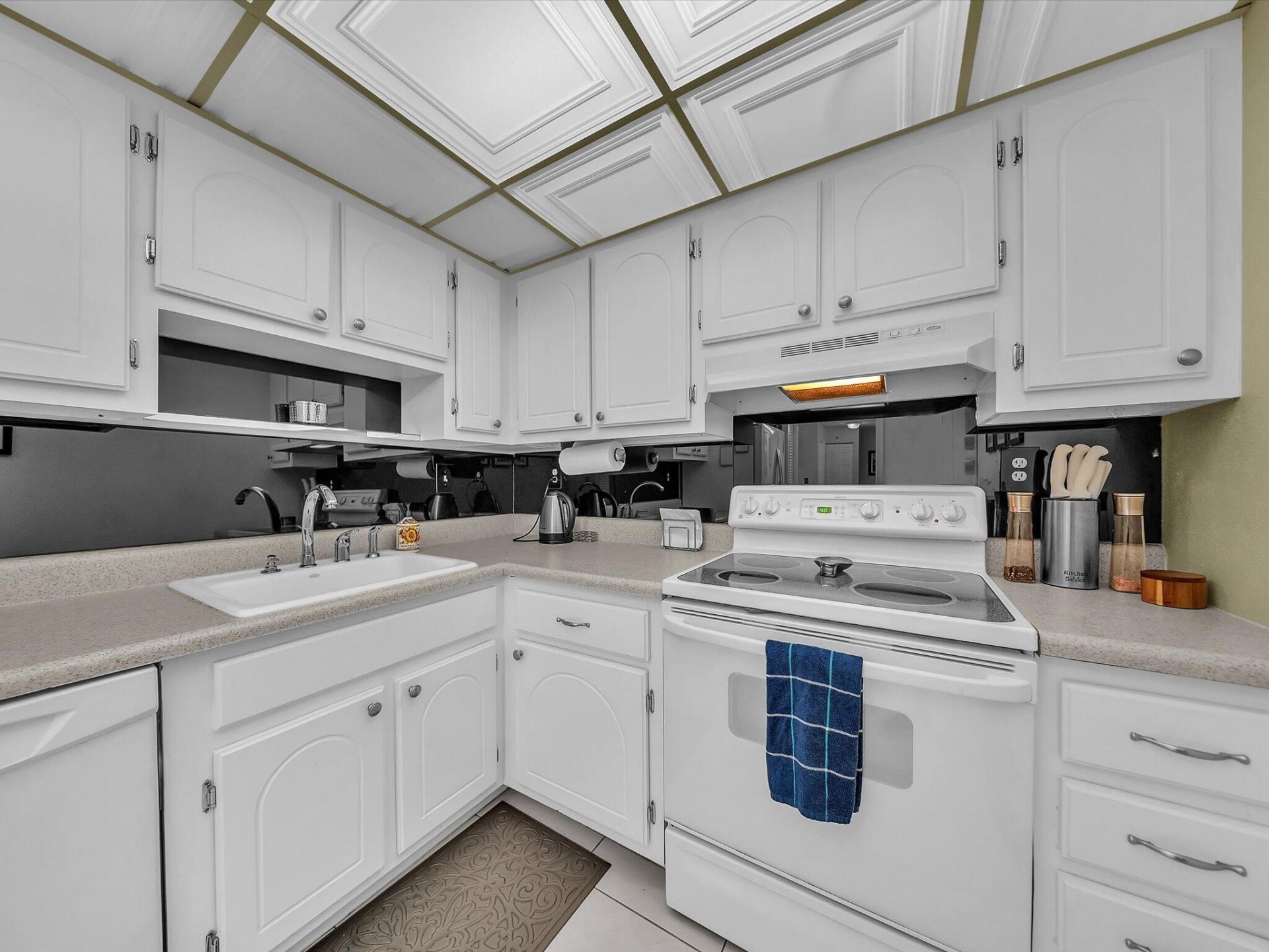 3215 S Ocean Boulevard, Unit 104, Highland Beach, FL 33487 Photo