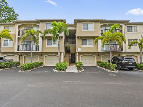 1100 S Crestwood Ct Court S, Unit 1109, Royal Palm Beach, FL 33411