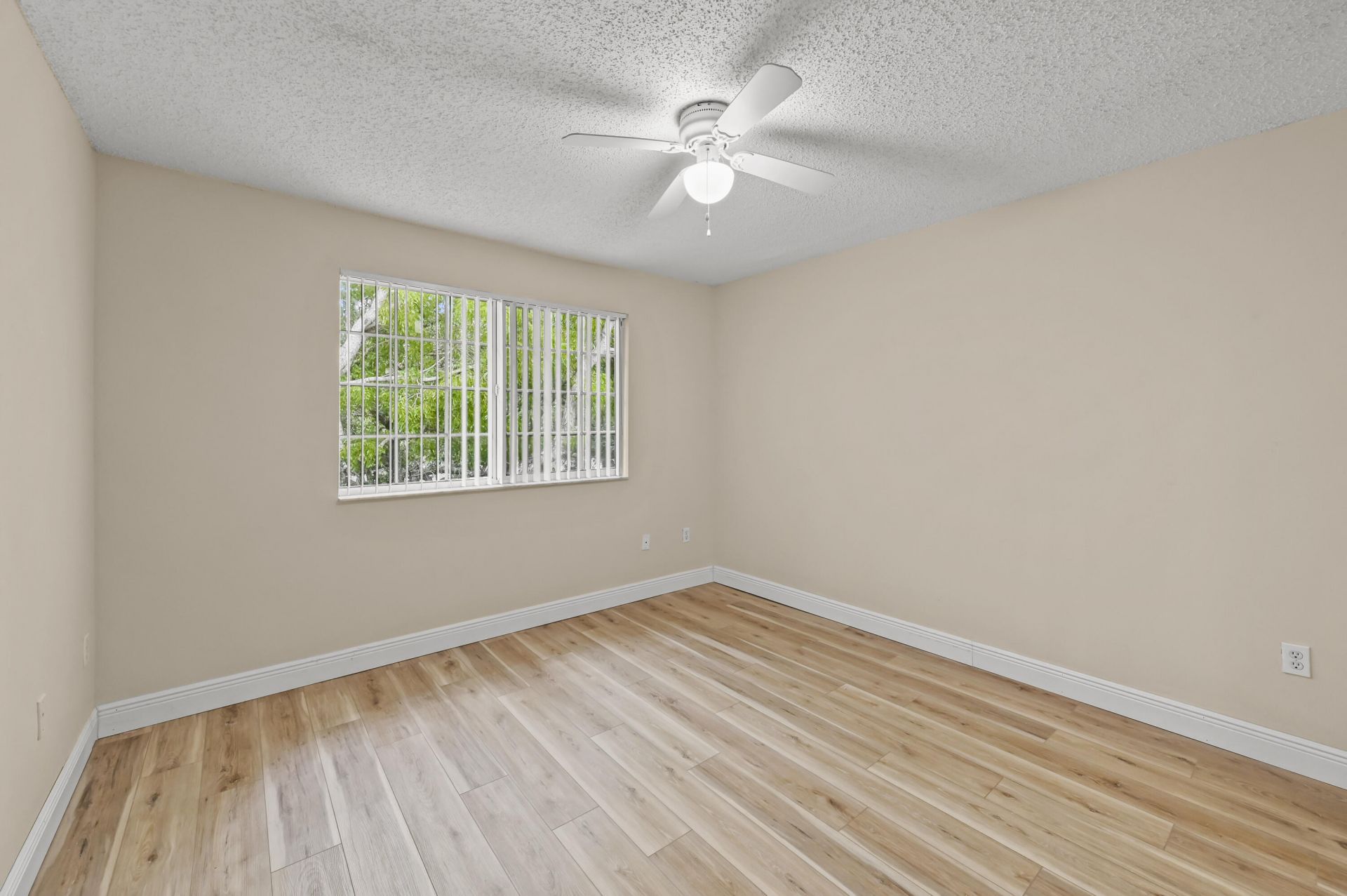 1100 S Crestwood Ct Court S, Unit 1109, Royal Palm Beach, FL 33411 Photo