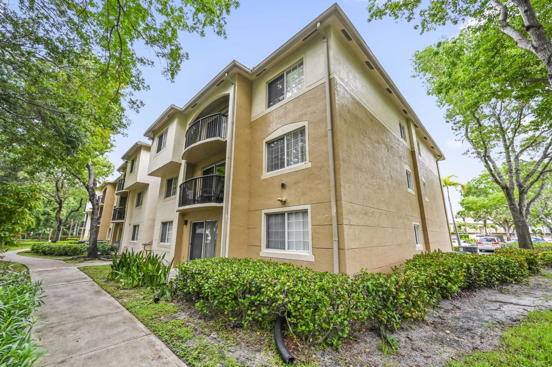 1100 S Crestwood Ct Court S, Unit 1109, Royal Palm Beach, FL 33411 Photo