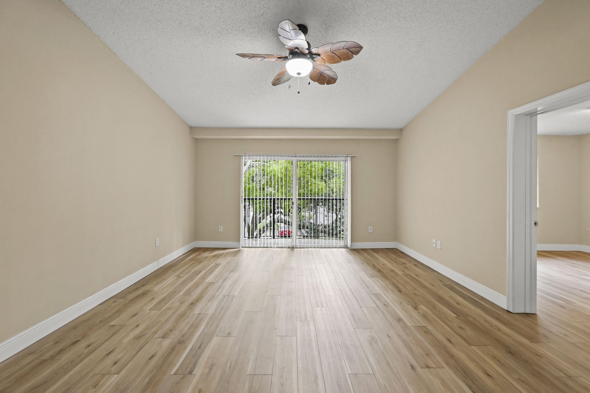 1100 S Crestwood Ct Court S, Unit 1109, Royal Palm Beach, FL 33411 Photo