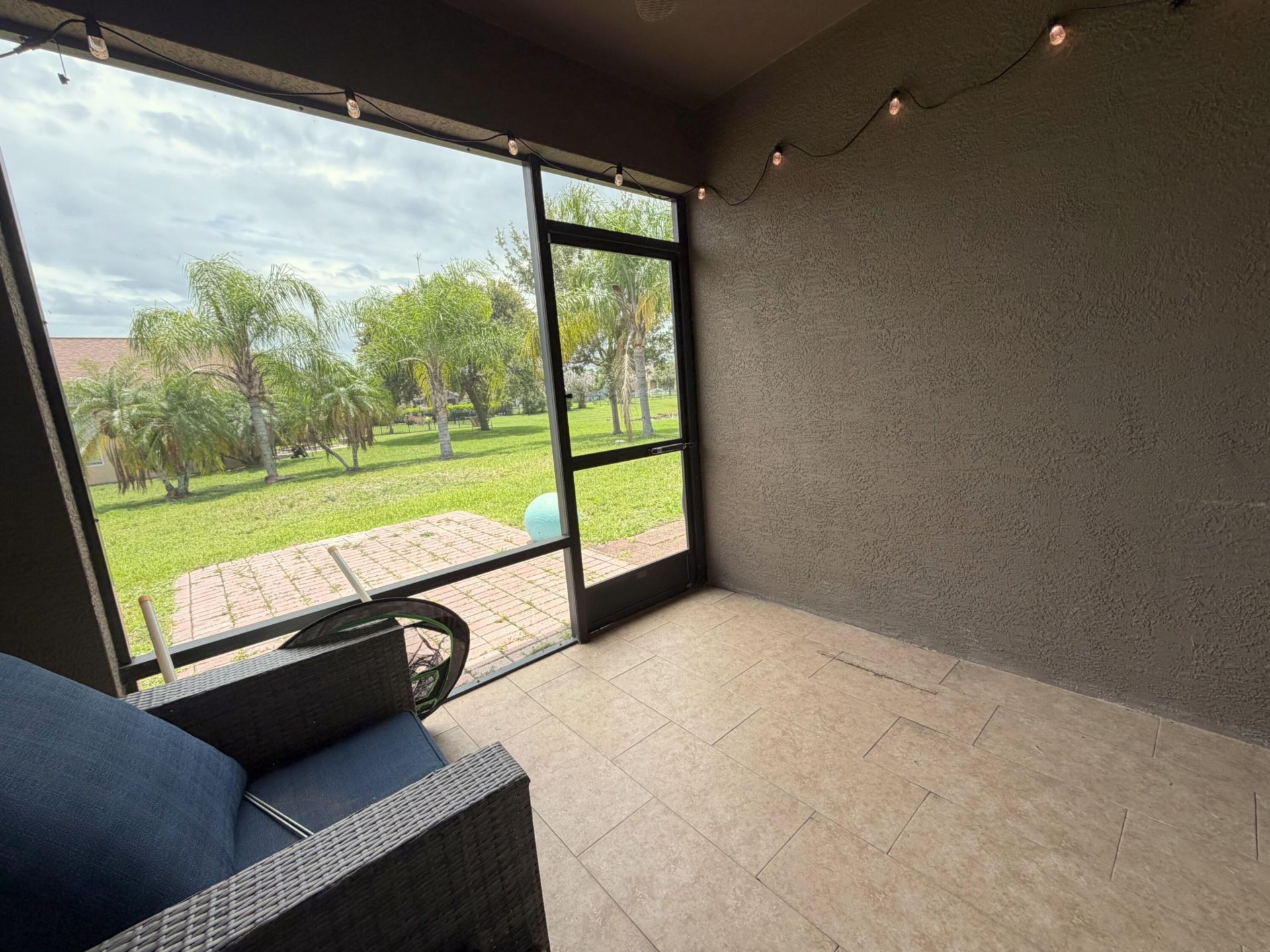1269 SW Lexington Manor Sw, Vero Beach, FL 32962 Photo
