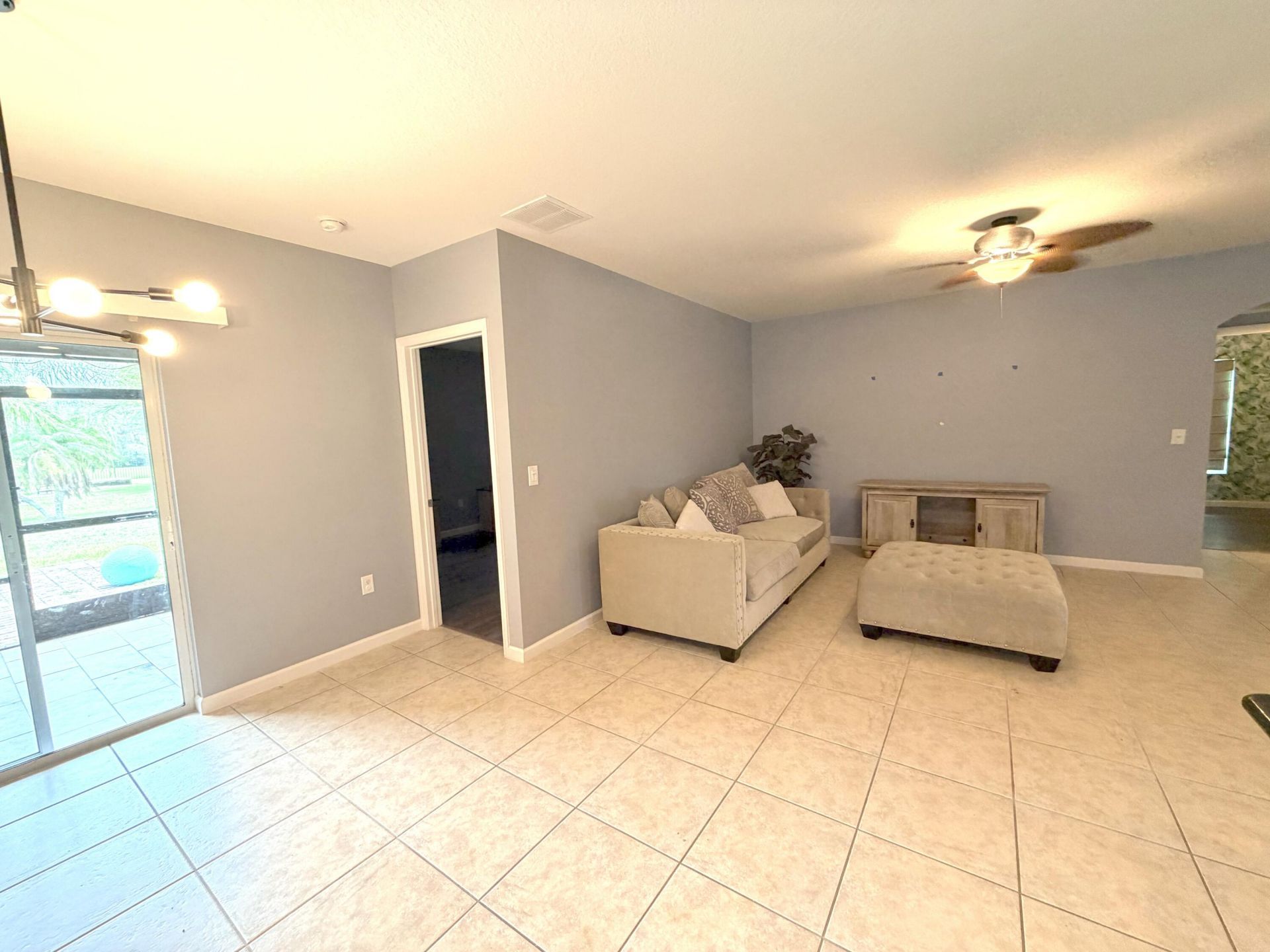 1269 SW Lexington Manor Sw, Vero Beach, FL 32962 Photo