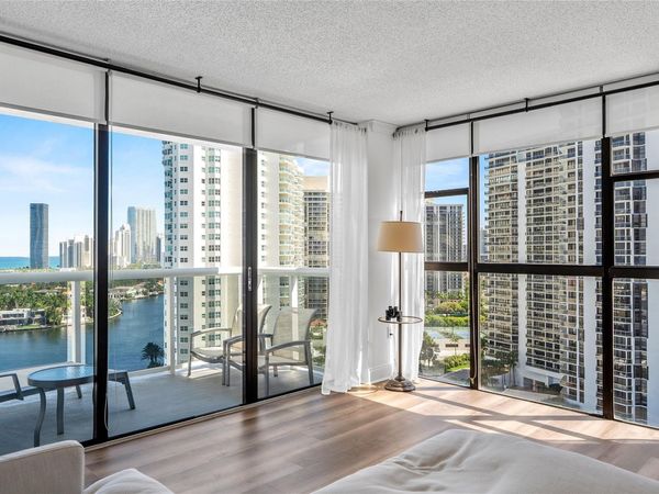 20515 E Country Club Drive, Unit 1848, Miami, FL 33180