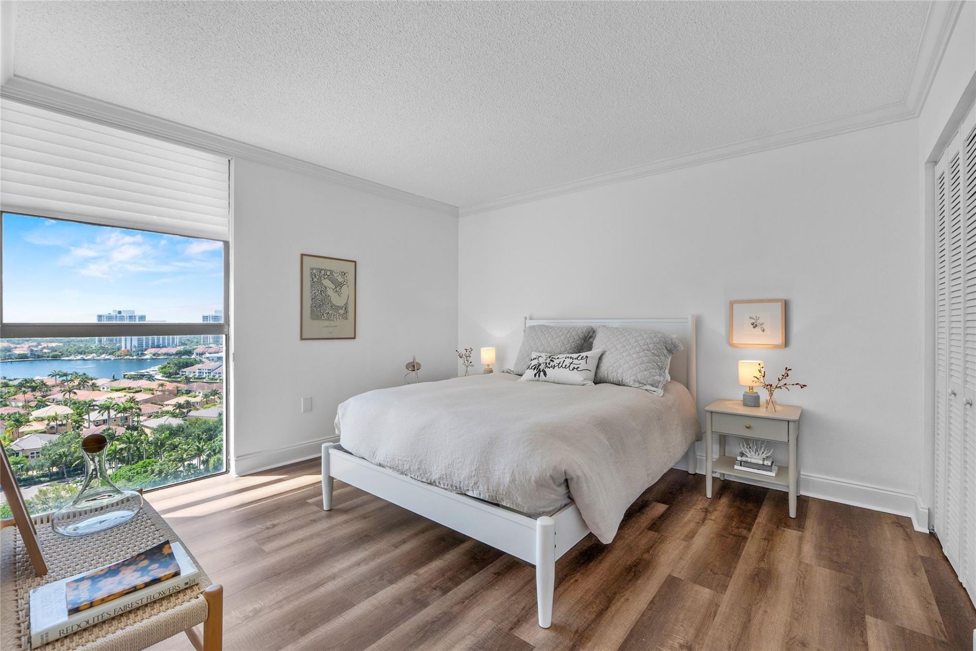 20515 E Country Club Drive, Unit 1848, Miami, FL 33180 Photo