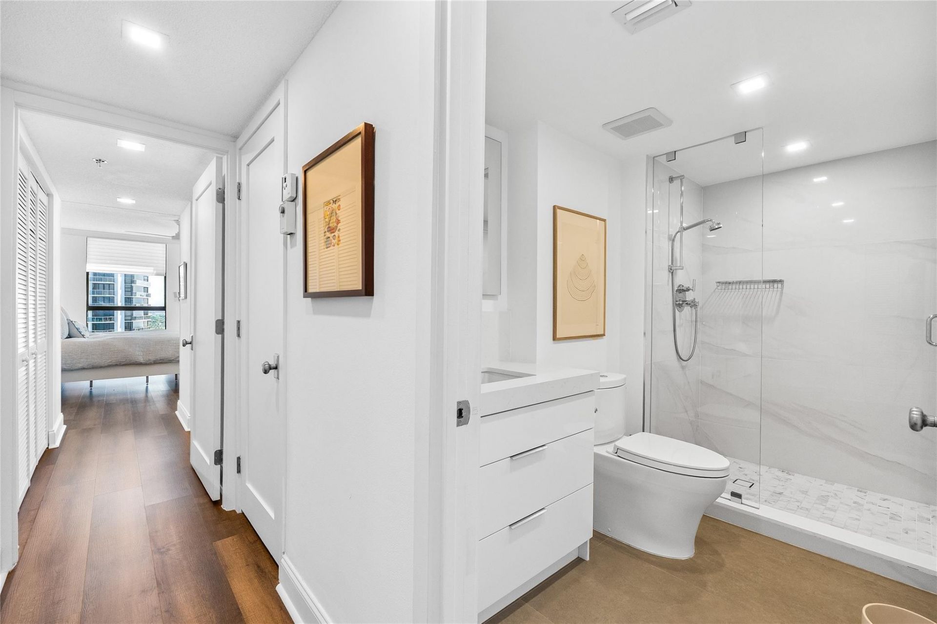 20515 E Country Club Drive, Unit 1848, Miami, FL 33180 Photo