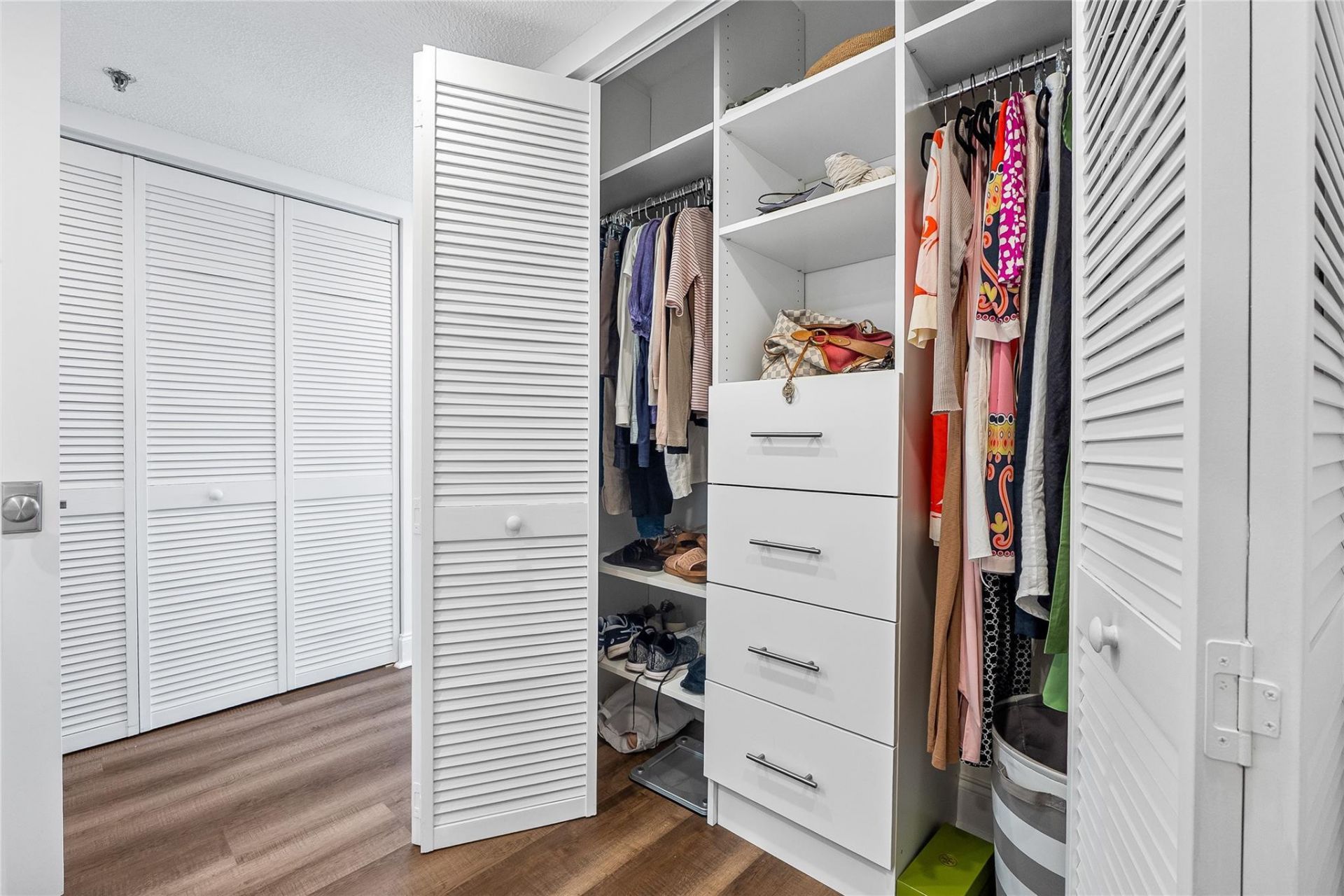 20515 E Country Club Drive, Unit 1848, Miami, FL 33180 Photo