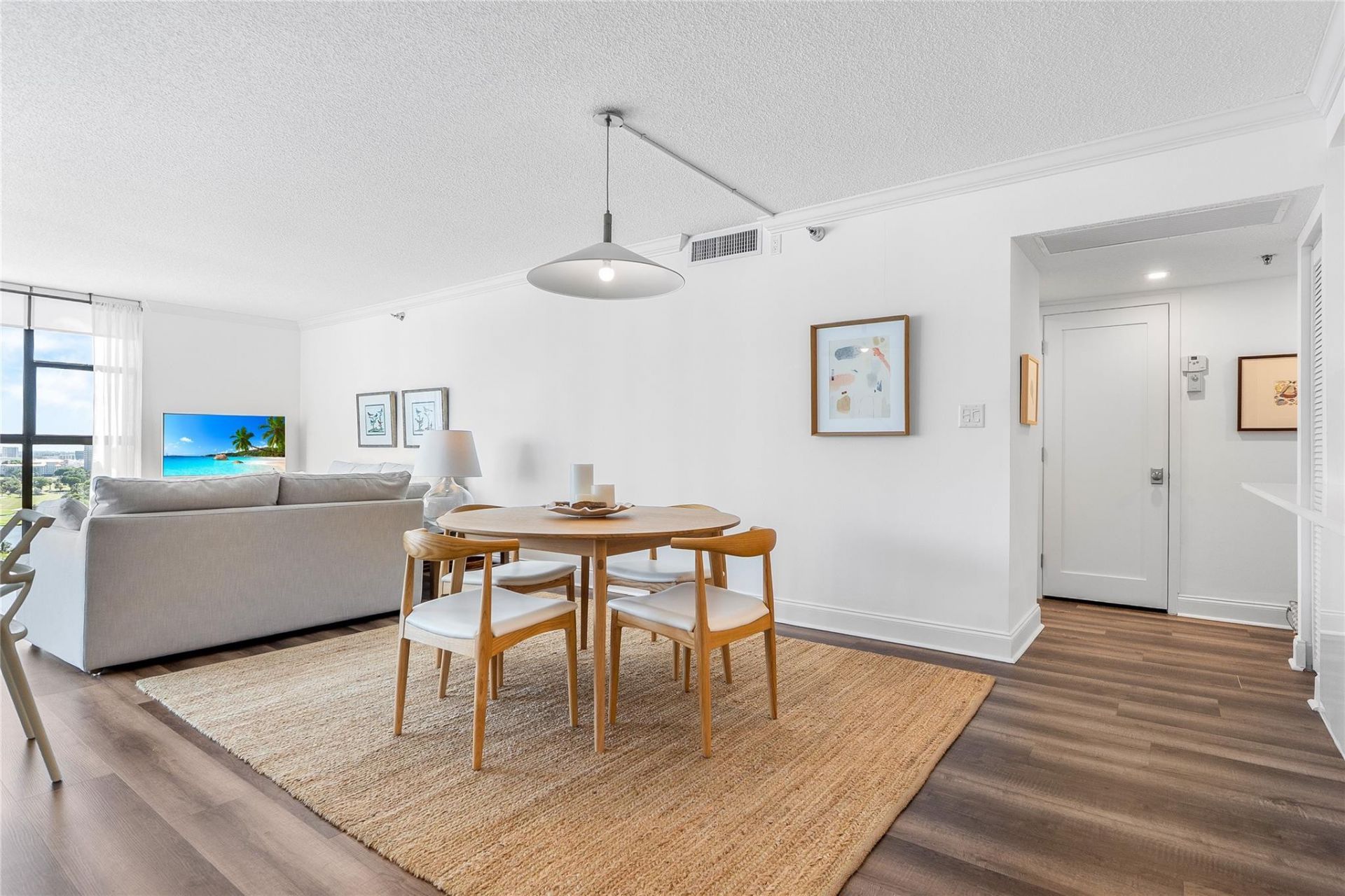 20515 E Country Club Drive, Unit 1848, Miami, FL 33180 Photo