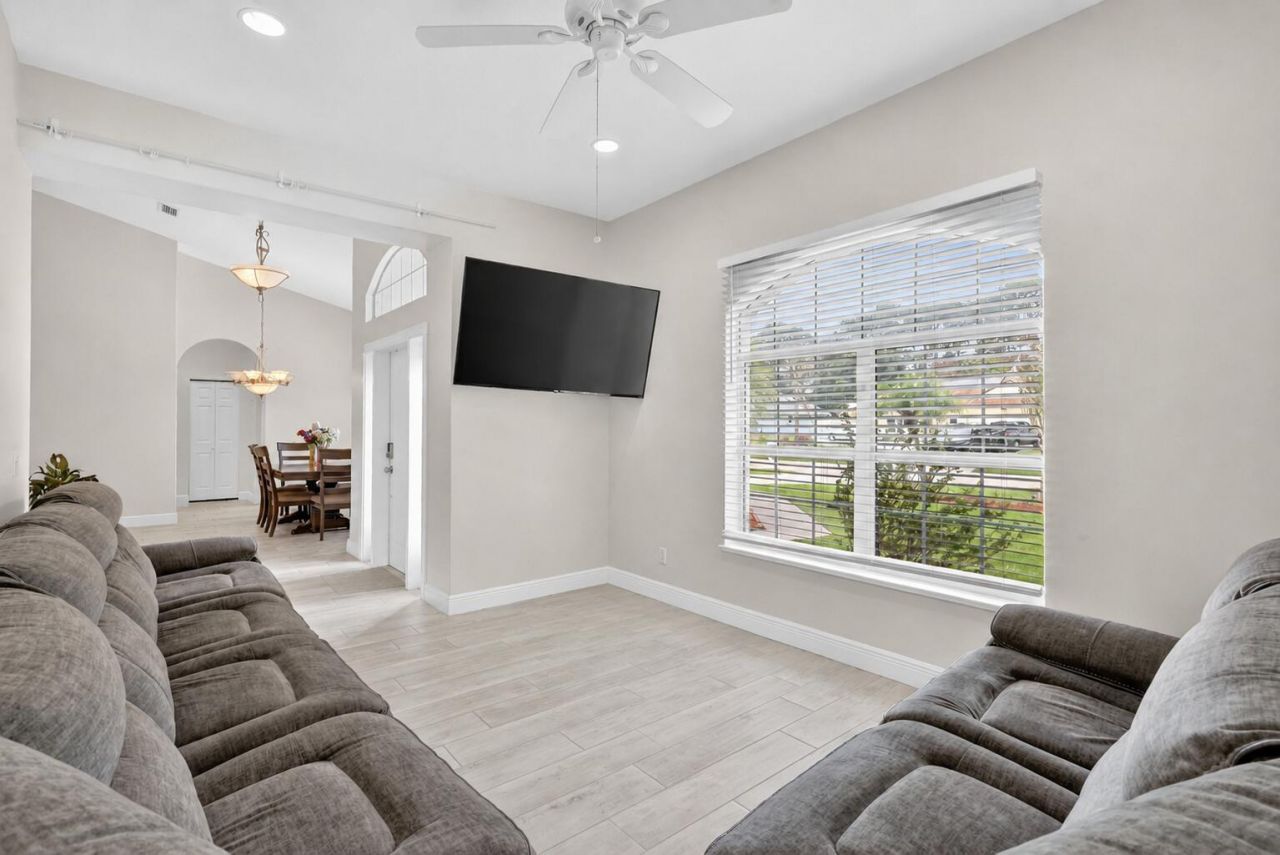 1571 SW Hunnicut Avenue, Port Saint Lucie, FL 34953 Photo