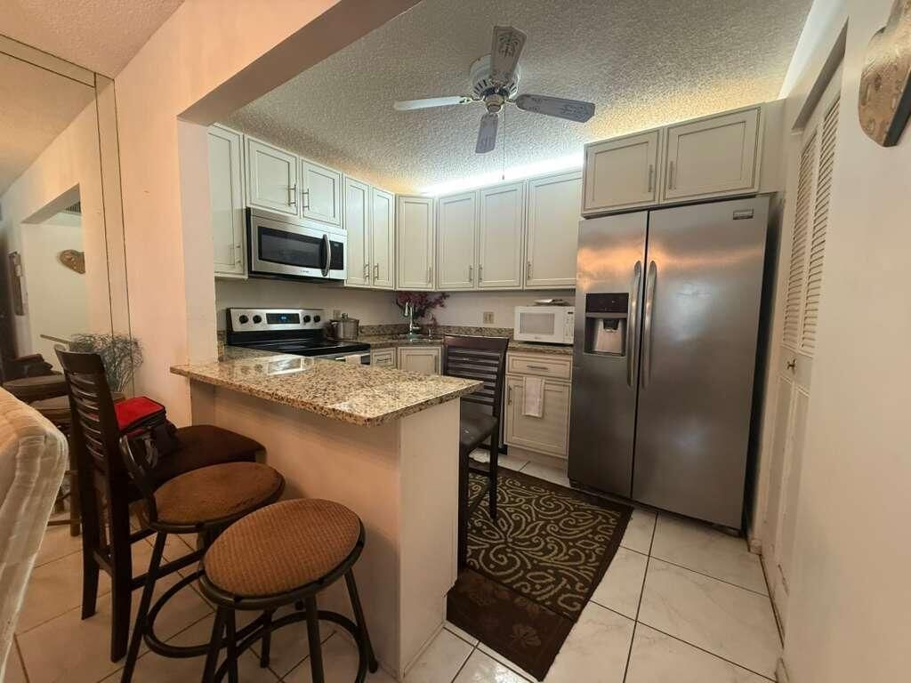 213 Pine Hov Circle, Unit D2, Greenacres, FL 33463 Photo