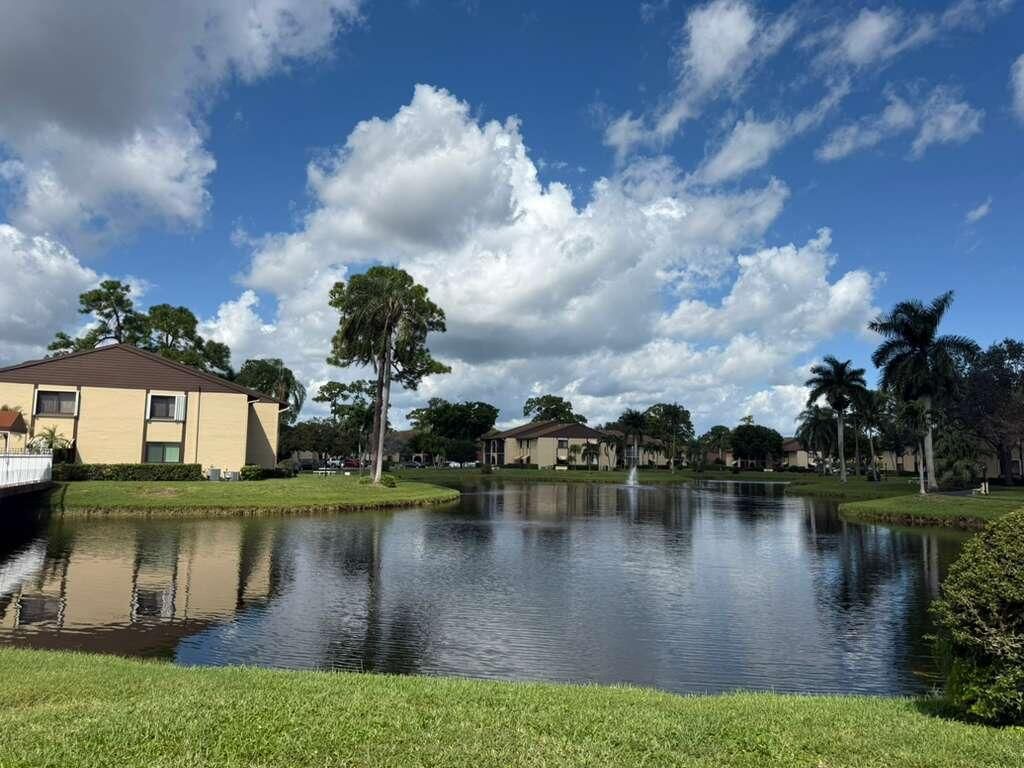 213 Pine Hov Circle, Unit D2, Greenacres, FL 33463 Photo