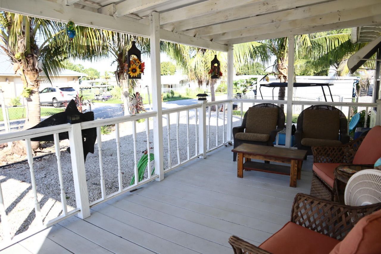 1099 7th Street, Okeechobee, FL 34974 Photo
