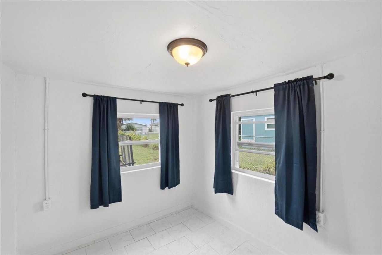 1110 N 22nd Street, Fort Pierce, FL 34950 Photo