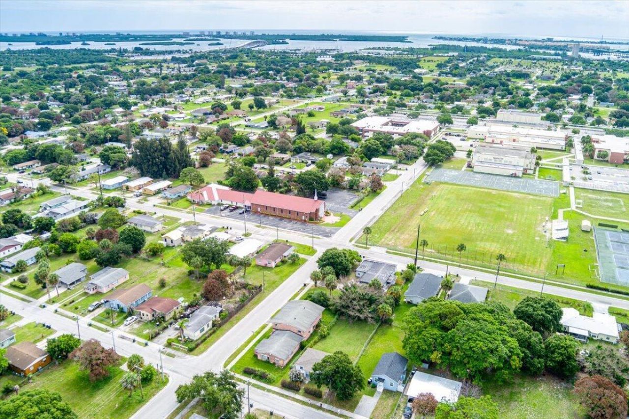 1110 N 22nd Street, Fort Pierce, FL 34950 Photo