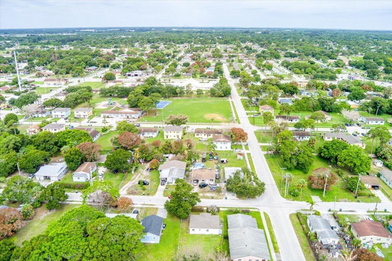 1110 N 22nd Street, Fort Pierce, FL 34950 Photo