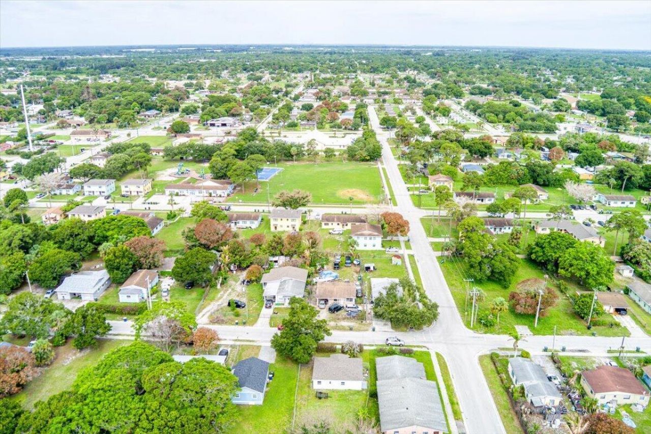 1110 N 22nd Street, Fort Pierce, FL 34950 Photo