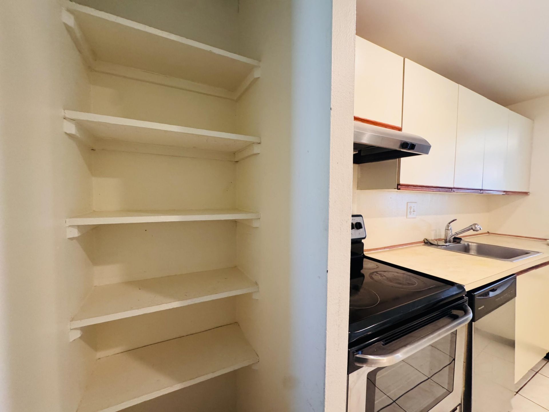 8025 S Colony Cir Circle, Unit 203, Tamarac, FL 33321 Photo