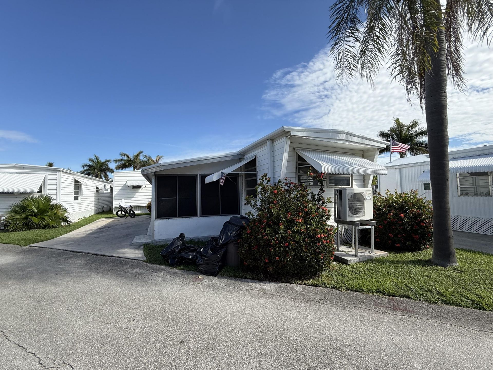 209 Eagle Drive E, Unit E, Briny Breezes, FL 33435 Photo