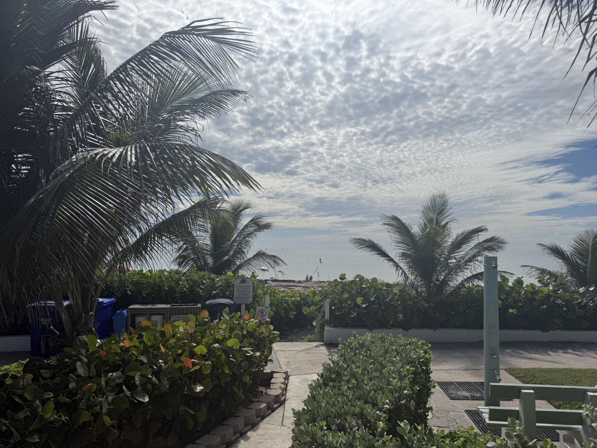 209 Eagle Drive E, Unit E, Briny Breezes, FL 33435 Photo