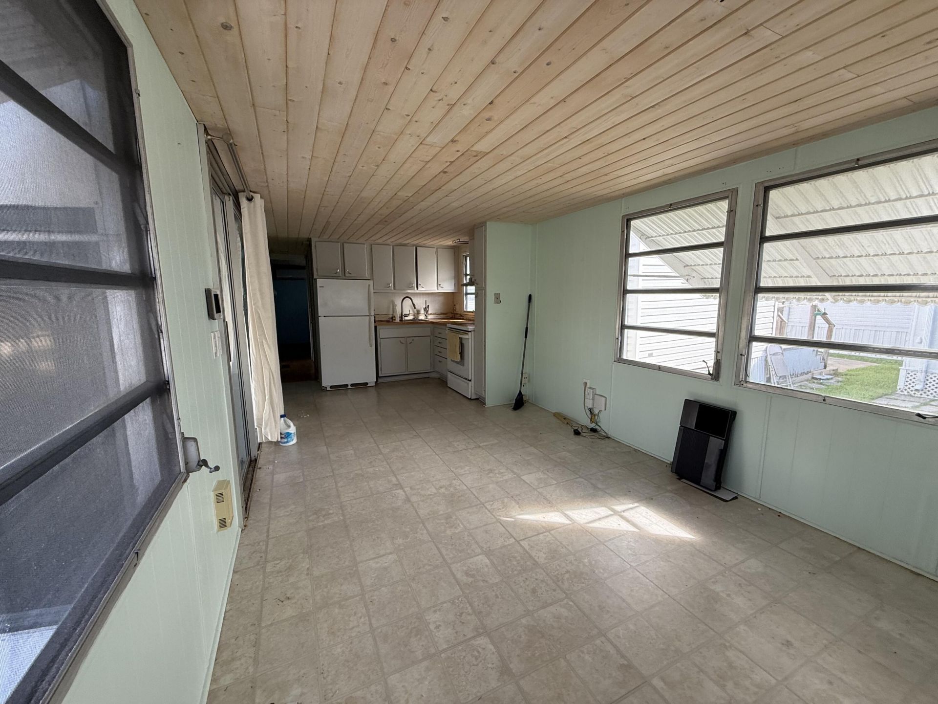 209 Eagle Drive E, Unit E, Briny Breezes, FL 33435 Photo